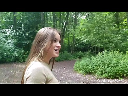 ❤️ Jeg foreslog Evelina, at vi skulle kneppe på et offentligt sted! Hun sagde ja. Så kneppede jeg hende i røven og kom i hendes mund. Derefter tissede hun i bukserne på sig selv. Sluts at da.sexeey.ru ❌